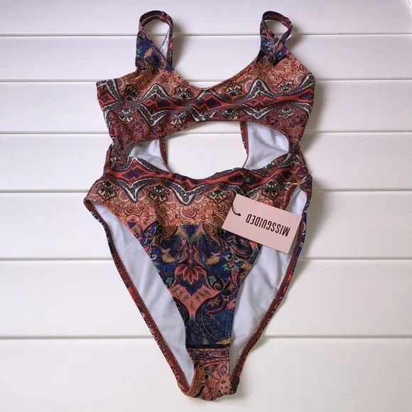 NWT missguided one piece Paisley  cut out Swimsuit - Picture 2 of 13